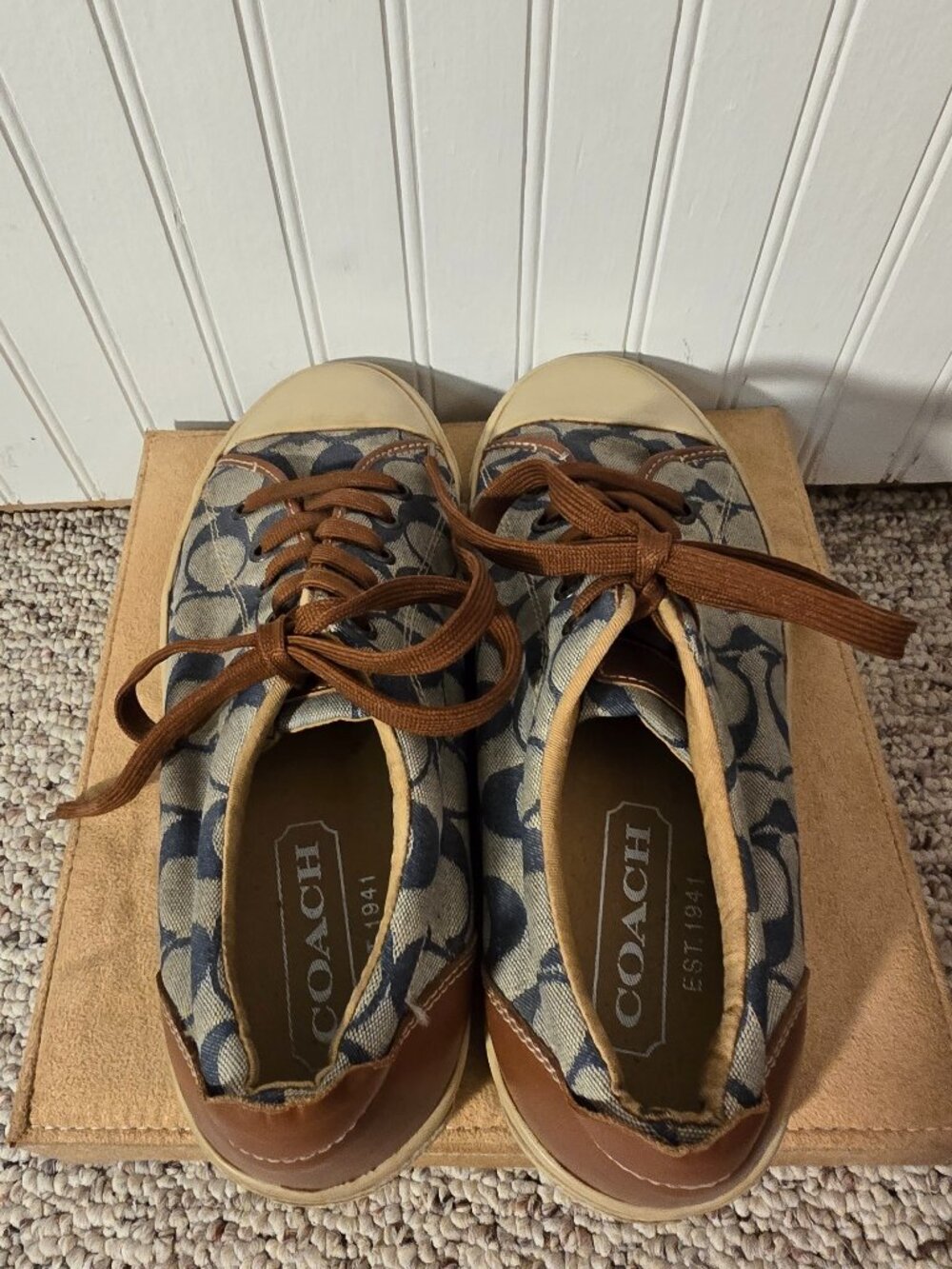 Coach Barrett Classic Low Top Signature Canvas Sneakers (10) - Picture 7 of 10